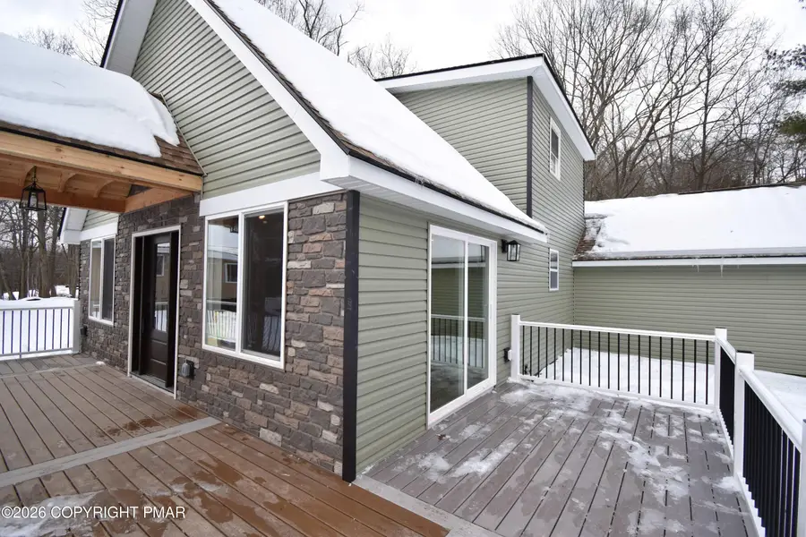 108 Stag Court, Bushkill, PA 18324 - #2