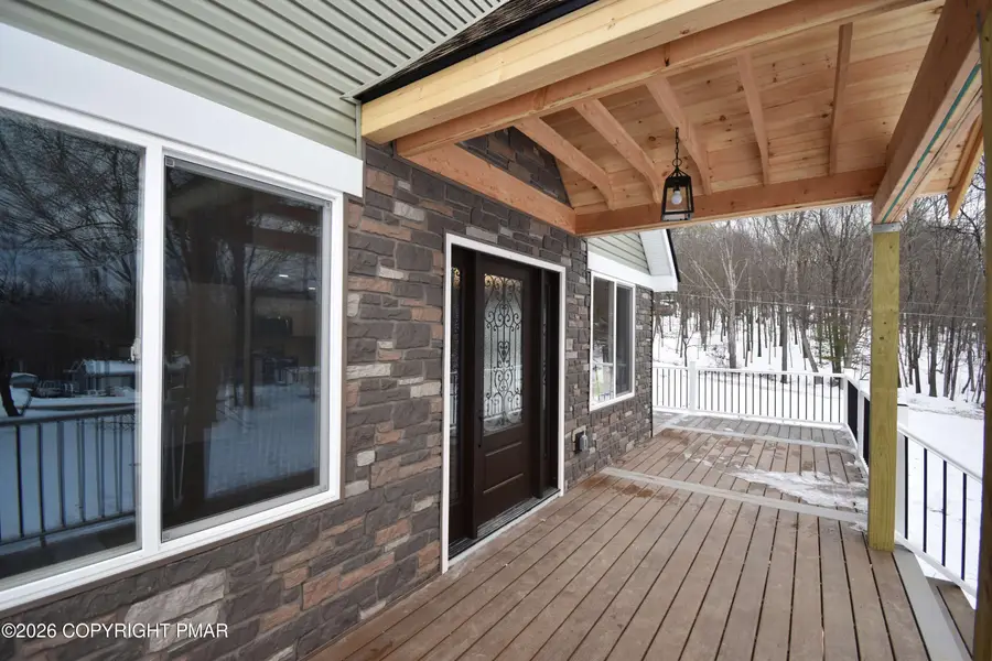 108 Stag Court, Bushkill, PA 18324 - #3