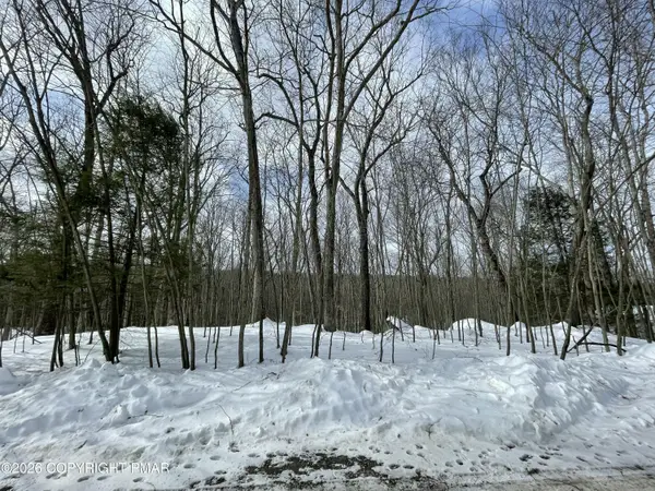 Stony Run Ln 58 Lane, Cresco, PA 18326