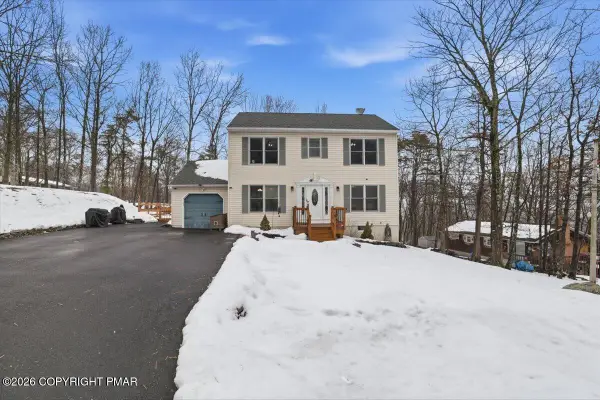 120 Linn Circle, Bushkill, PA 18324