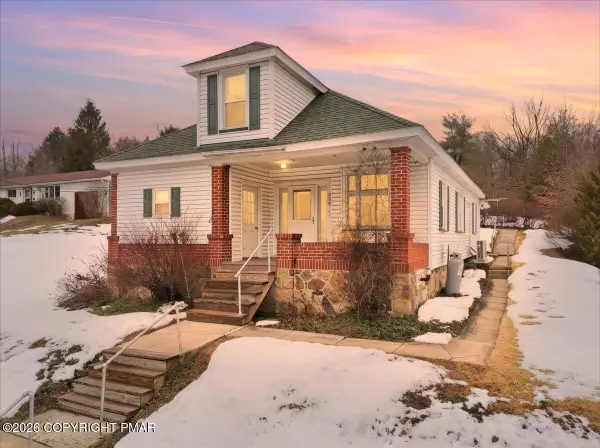 558 Mahoning Drive E, Lehighton, PA 18235