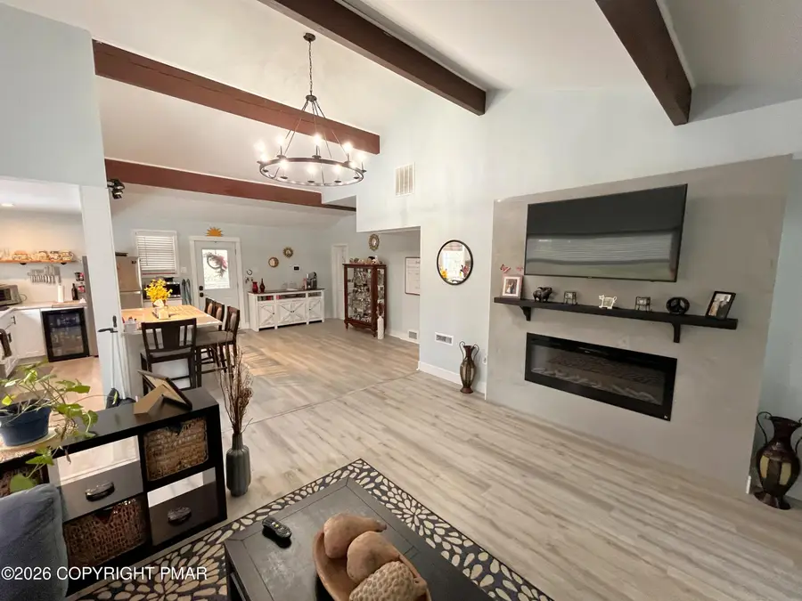 29 Hopi Road, Jim Thorpe, PA 18229 - #2