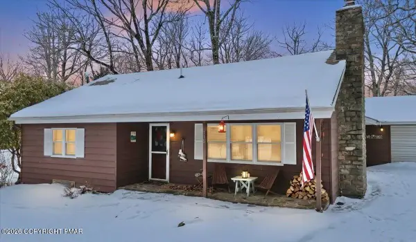 115 Crest Drive, Lake Harmony, PA 18624