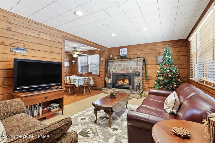 115 Crest Drive, Lake Harmony, PA 18624 - #3