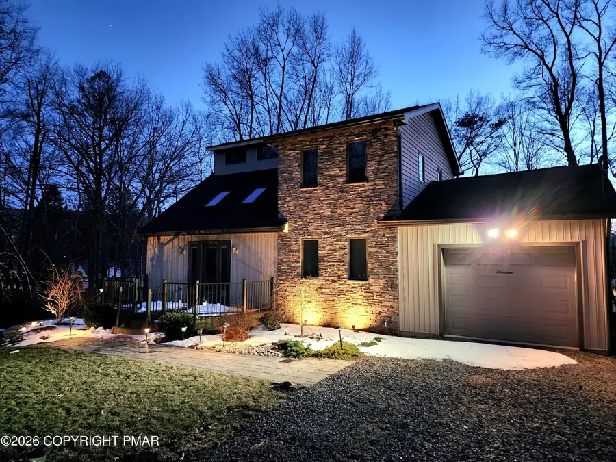 13 W Thirteen Street, Jim Thorpe, PA 18229 - #2