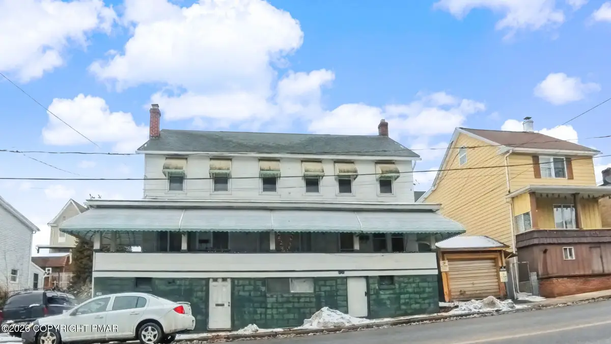 229 W Patterson Street, Lansford, PA 18232 - #1