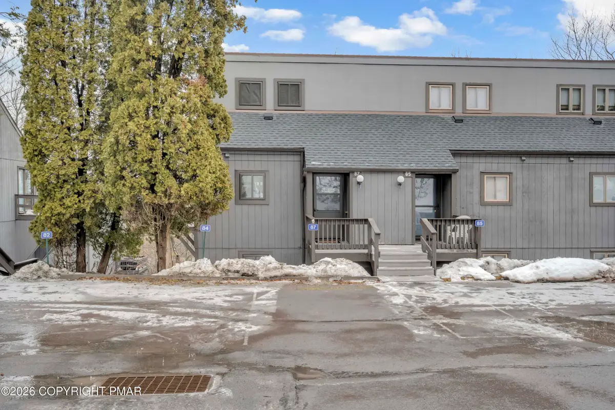 87 Cross Country Lane, Tannersville, PA 18372 - #1