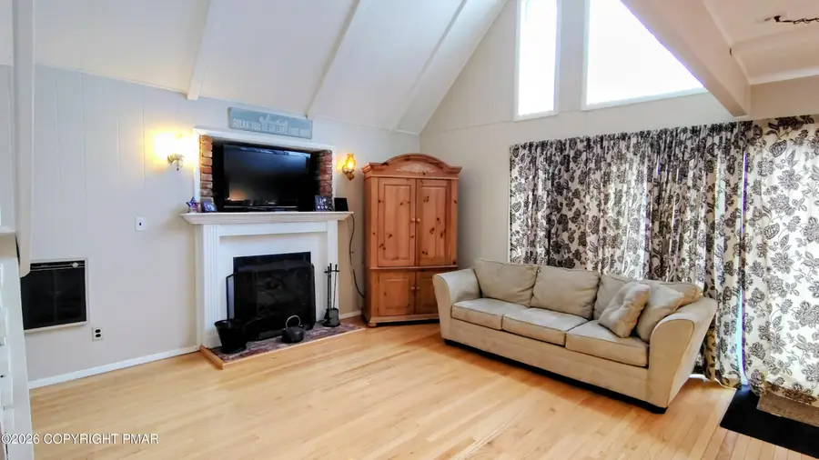 85 Cedarwood Terrace, Lake Ariel, PA 18436 - #2