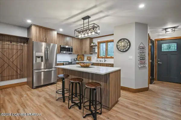 19 Ski Side Drive, Tannersville, PA 18372