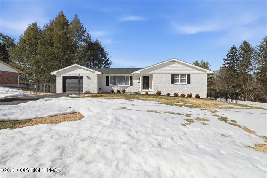 784 Sunset Lane, Stroudsburg, PA 18360 - #2