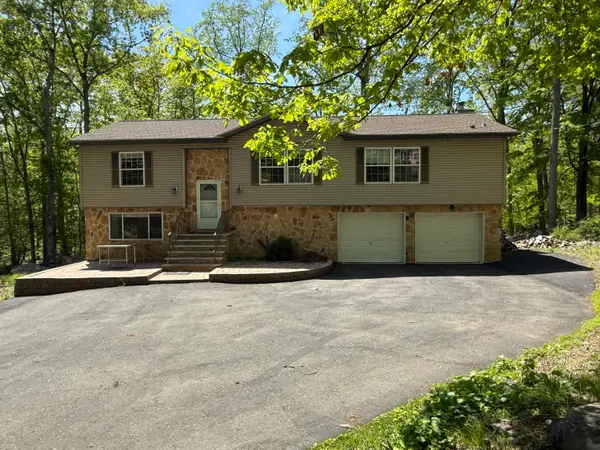6486 Decker Road, Bushkill, PA 18324