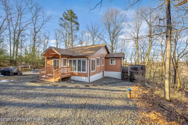 3493 Farview Drive, East Stroudsburg, PA 18302