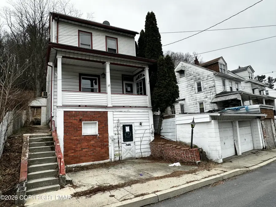 531 Peacock Street, Pottsville, PA 17901 - #3