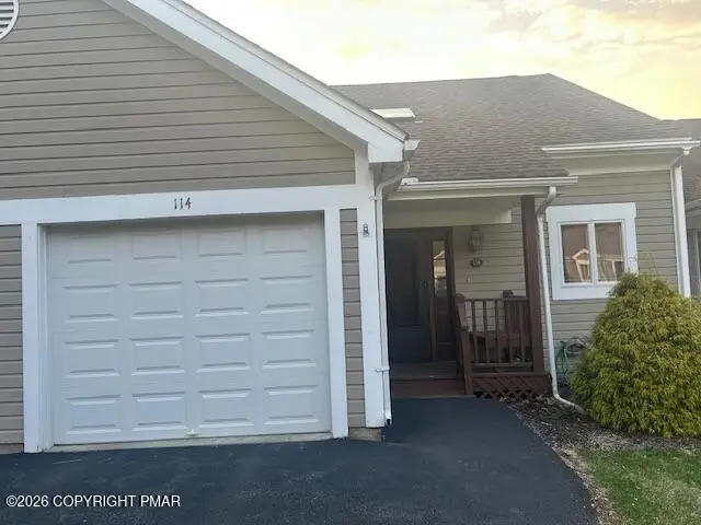 114 Duck Hollow Circle, Stroudsburg, PA 18360 - #1