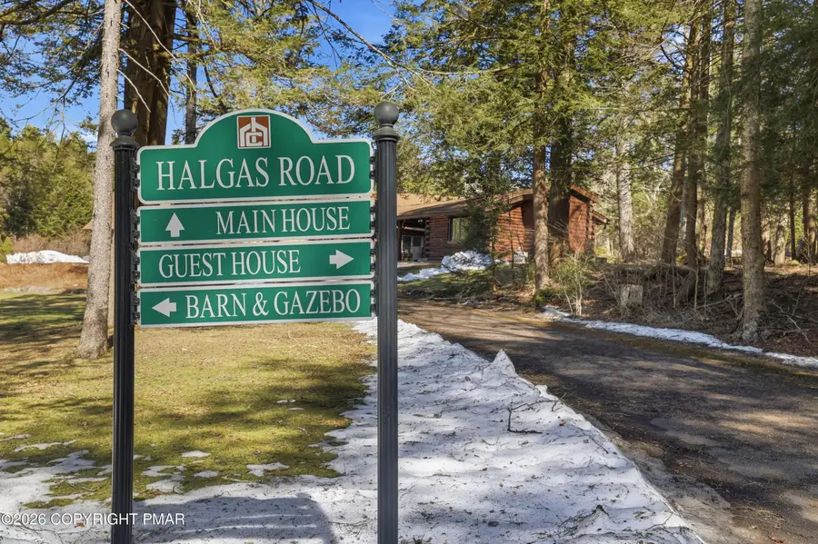158 Halgas Lane, Pocono Pines, PA 18350 - #2