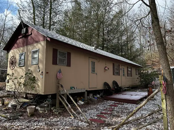 255 Buck Fever Trail, Scotrun, PA 18355