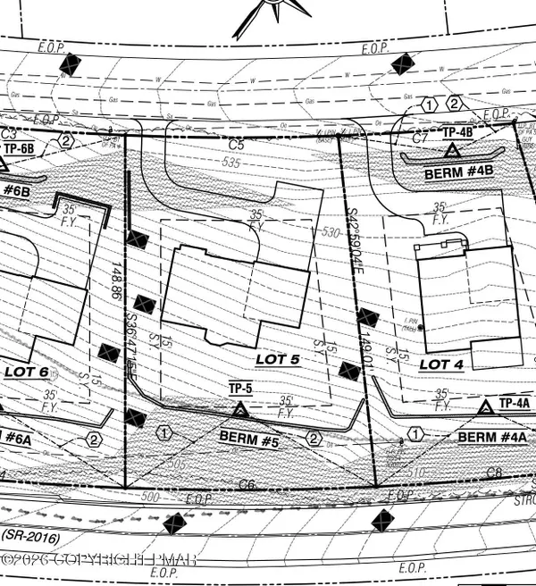 5 Edgemont Rd Road, Stroudsburg, PA 18360