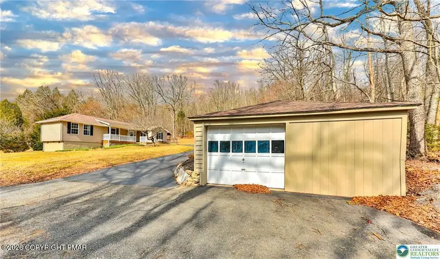 370 W White Bear Drive, Summit Hill, PA 18250 - #3