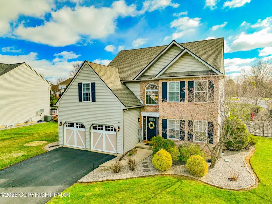 1551 Thornwood View N, Easton, PA 18040 - #2