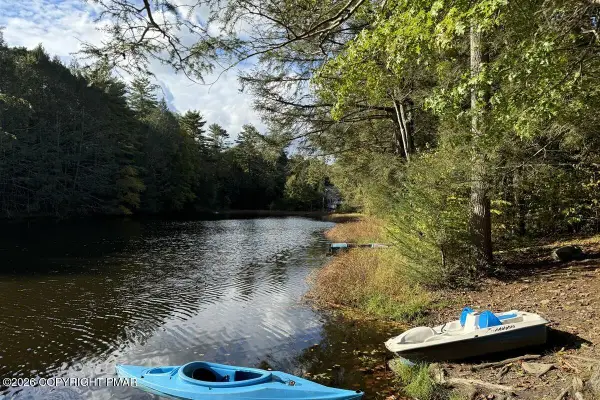 217 President Coolidge Place, Henryville, PA 18332