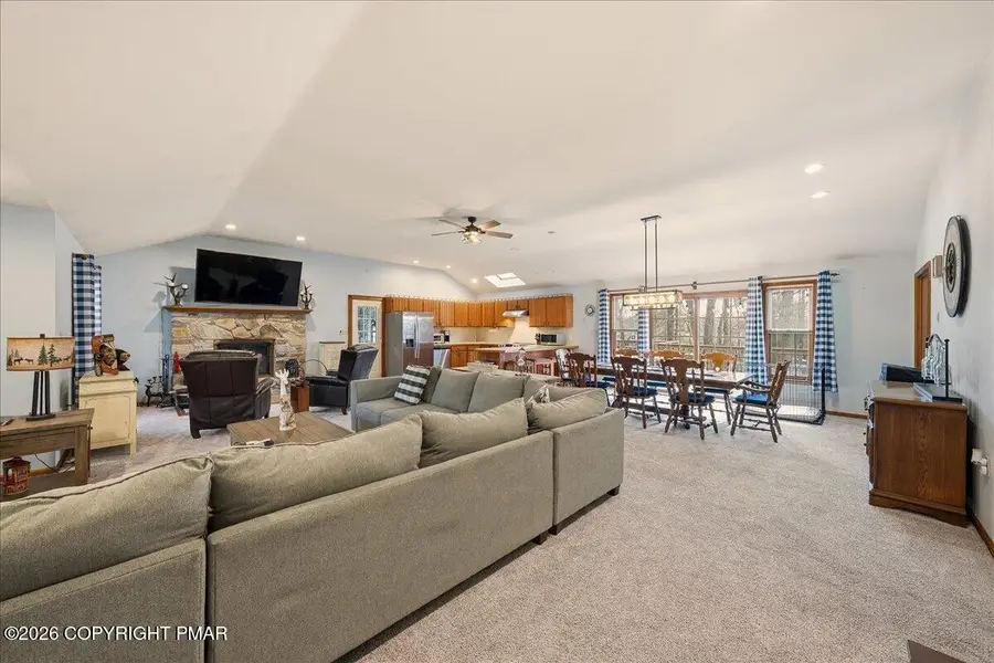 109 Banbury Drive, Bushkill, PA 18324 - #2