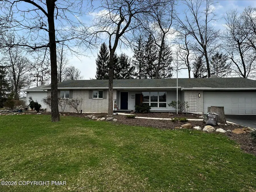 1055 Pine Tree Drive, Slatington, PA 18080 - #2