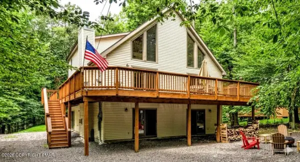 16 Acres Of Diamonds Court, Clifton Township, PA 18424