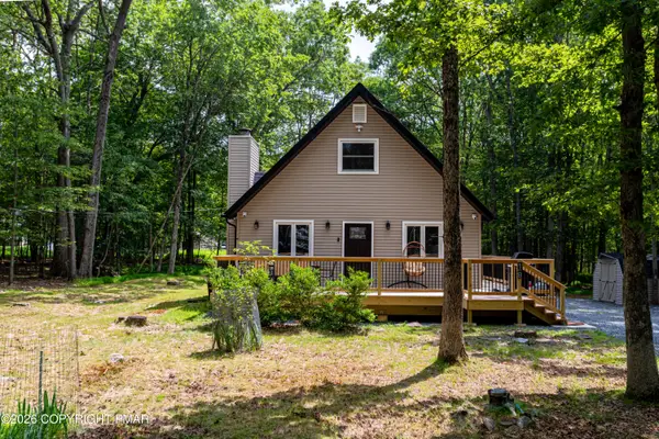 18 Emerson Drive, Albrightsville, PA 18210