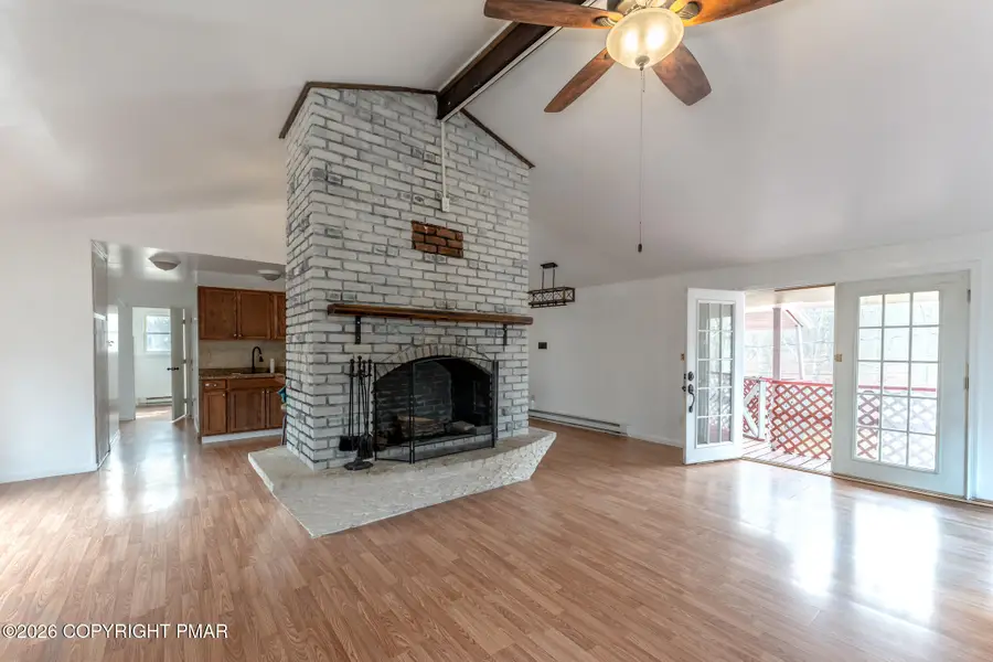 484 Mallard Lane, Bushkill, PA 18324 - #2