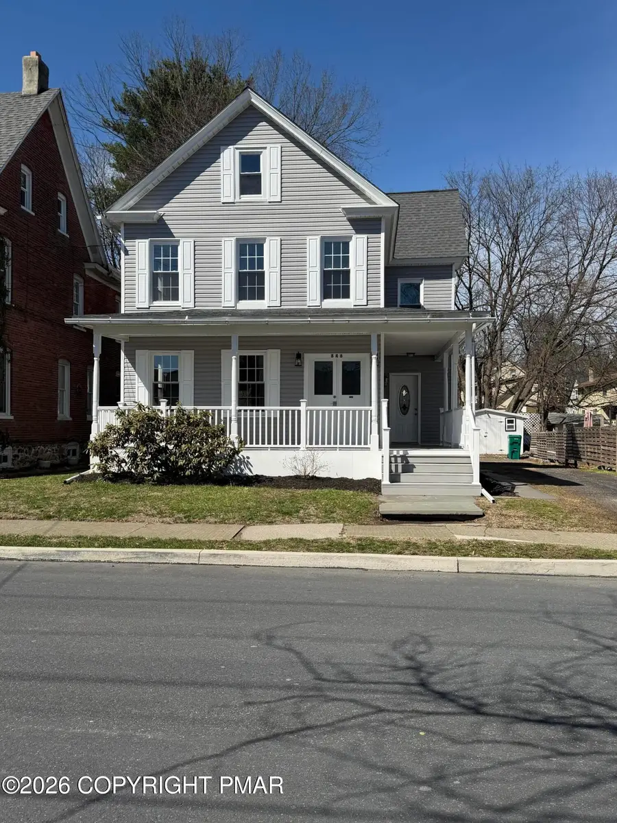 846 Thomas Street, Stroudsburg, PA 18360 - #2