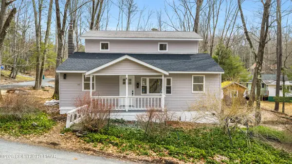 107 Juniper Drive, Greentown, PA 18426