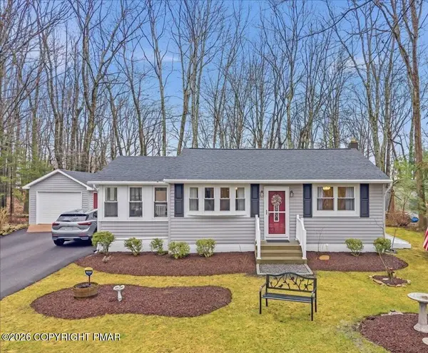 1249 Lexington Avenue, Pocono Summit, PA 18346