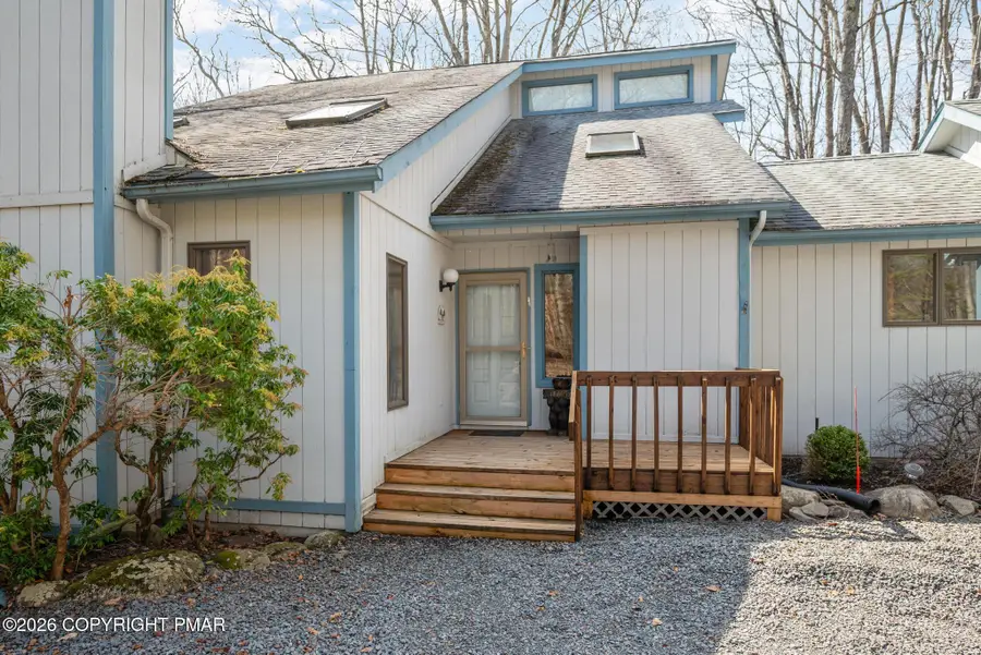 111 Outpost Way, Pocono Pines, PA 18350 - #2