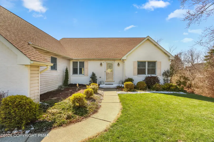 4950 Harvey Road, Bethlehem, PA 18020 - #2