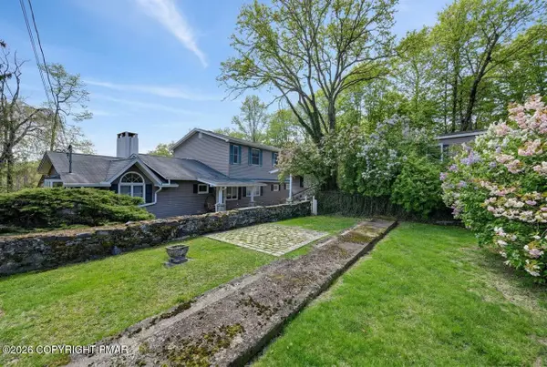 5 Redwood Lane, East Stroudsburg, PA 18301