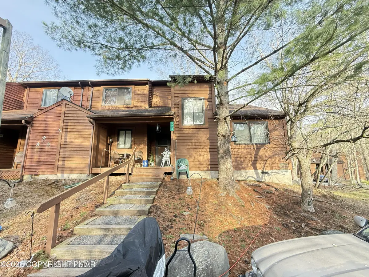 524 Wales Court, Bushkill, PA 18324 - #1
