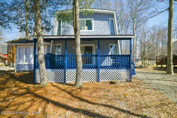 8943 Deerfield Drive, Tobyhanna, PA 18466