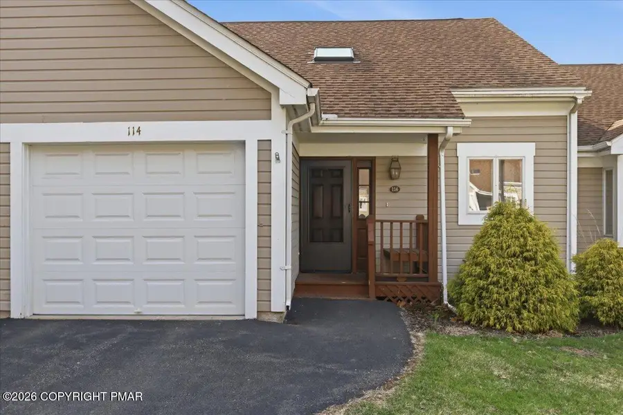 114 Duck Hollow Circle, Stroudsburg, PA 18360 - #2