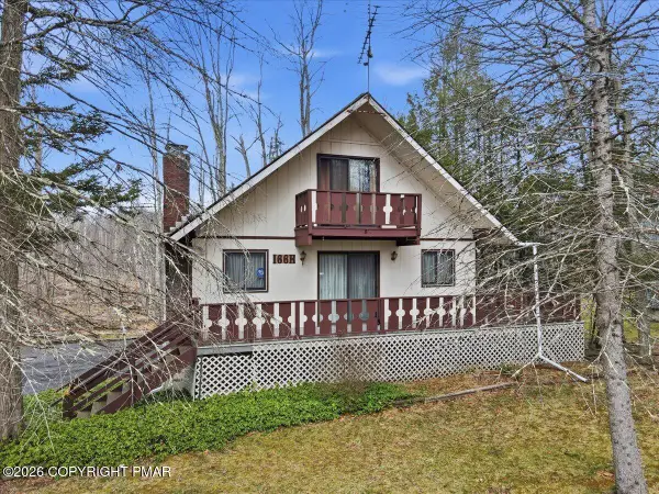 8252 Natures Drive, Tobyhanna, PA 18466