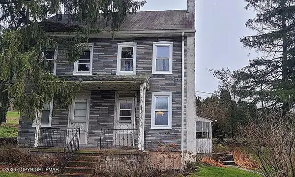 395 Holtzman Road, Reinholds, PA 17569