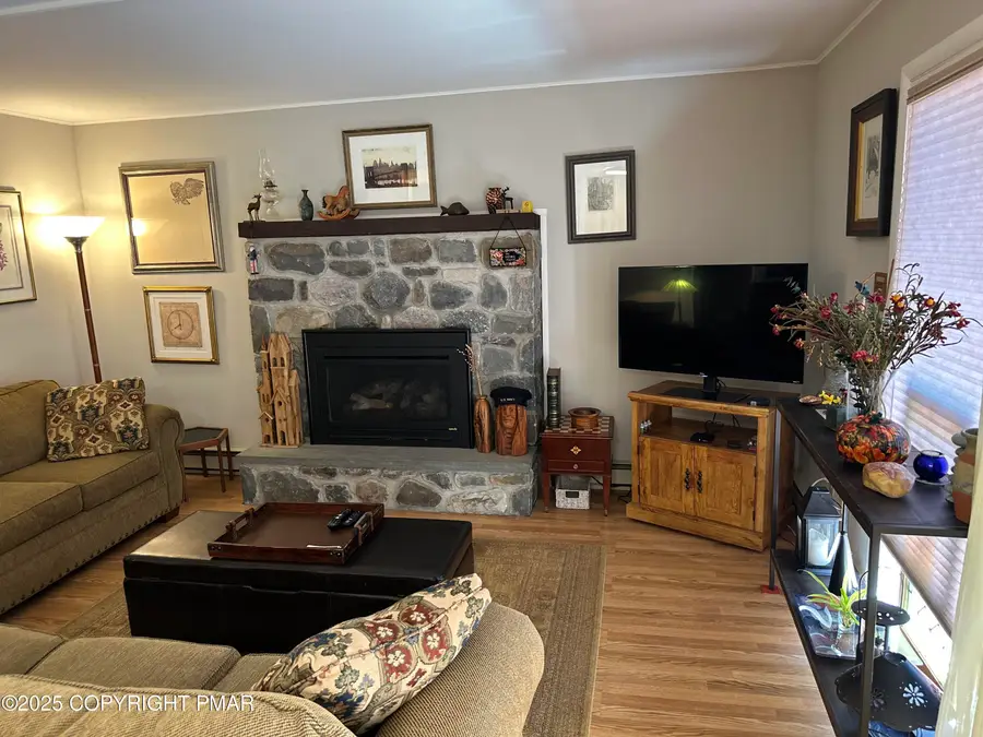 201 Long View Lane, Pocono Pines, PA 18350 - #3