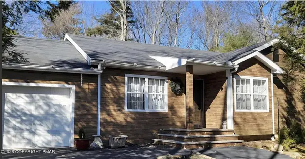 1173 Thunder Drive, Pocono Summit, PA 18346