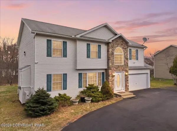 2431 Grey Birch Lane, Long Pond, PA 18334
