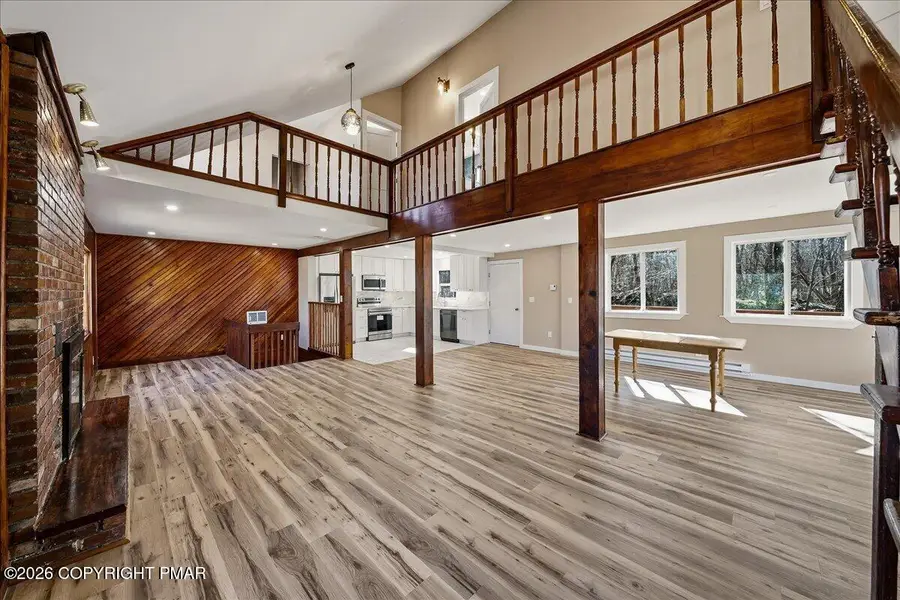 211 Geese Court, Bushkill, PA 18324 - #3