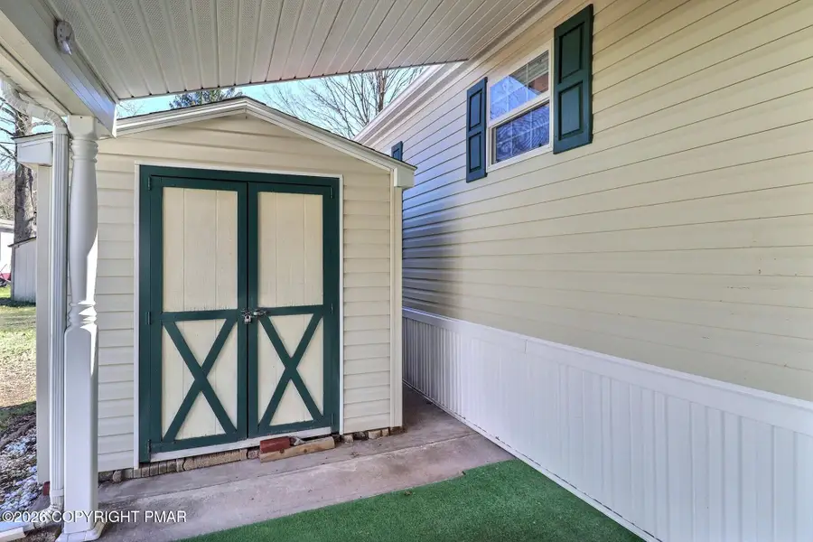 211 Jen Street, East Stroudsburg, PA 18301 - #3