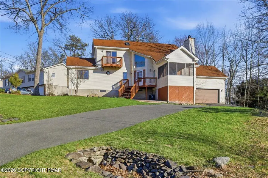 110 Bexhill Court, Bushkill, PA 18324 - #3