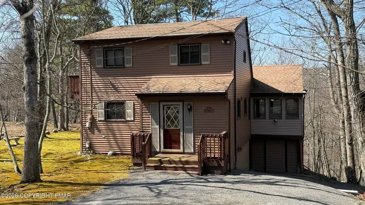 127 Dorchester Drive, Bushkill, PA 18324 - #1