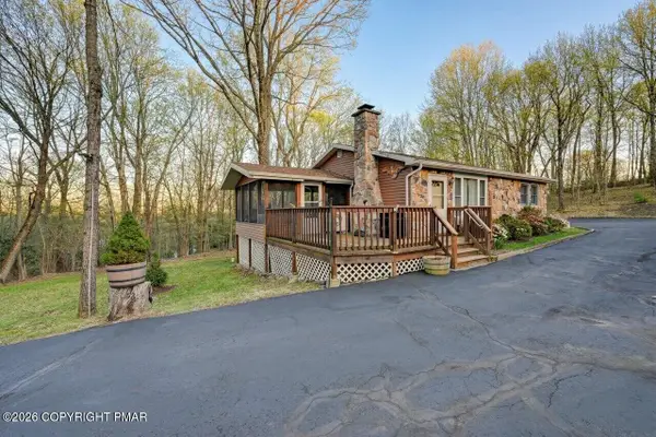 269 Devils Hole Road, Cresco, PA 18326