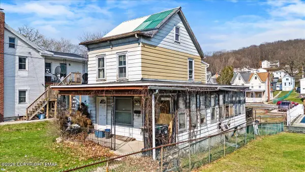 40 Chestnut Street, Cressona, PA 17929