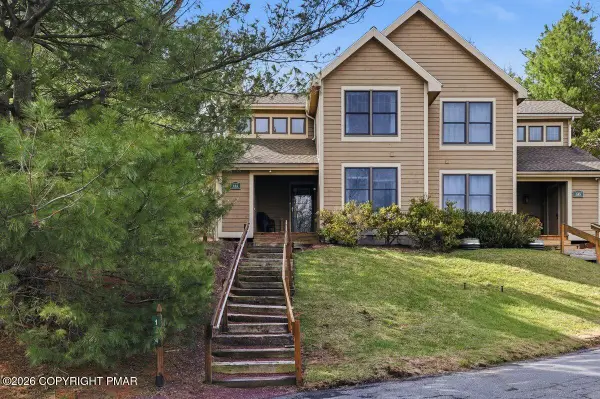 144 Pine Court, Tannersville, PA 18372
